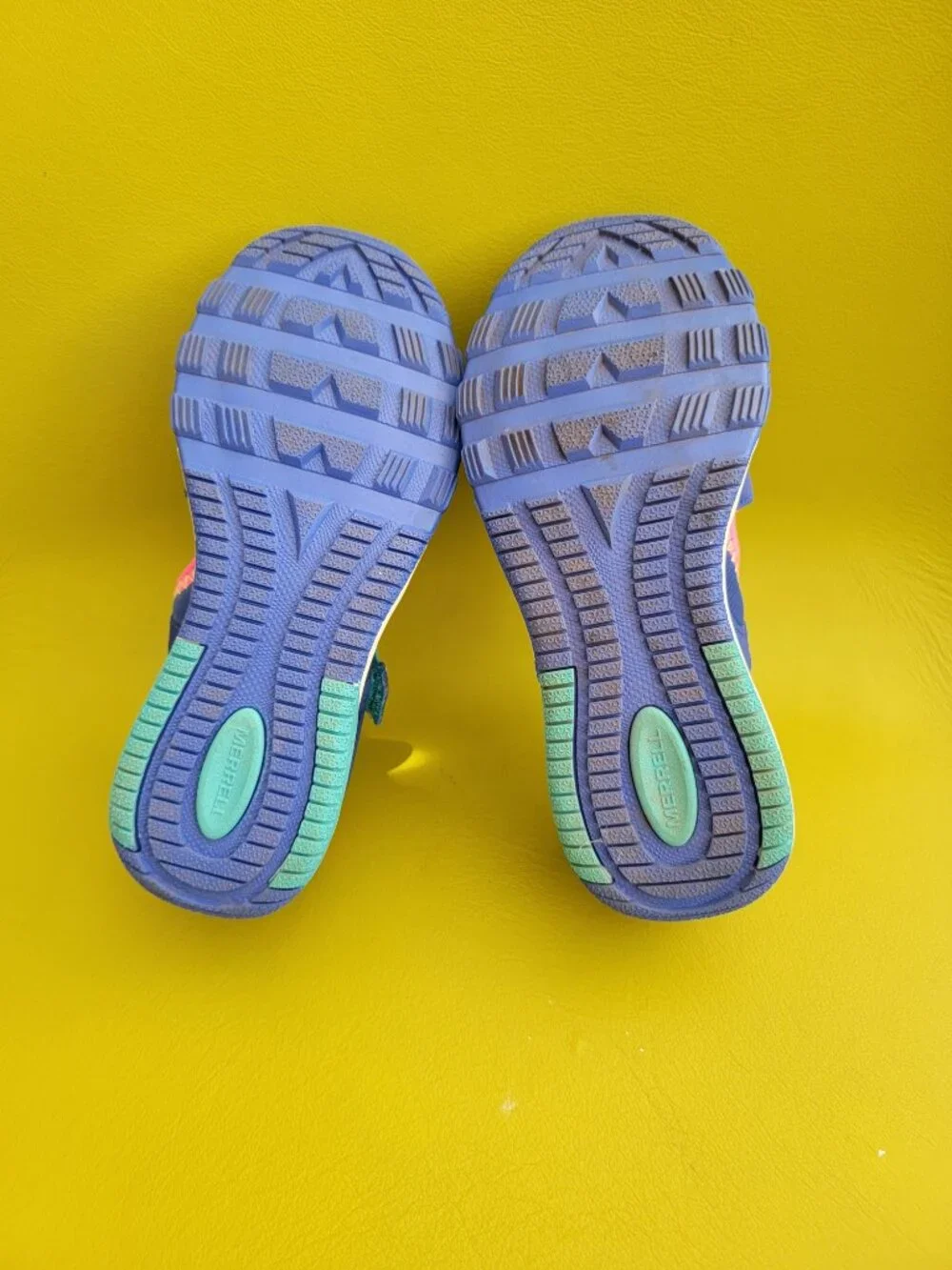 Merrell KIs Hydro Free Roam water sneakers US4